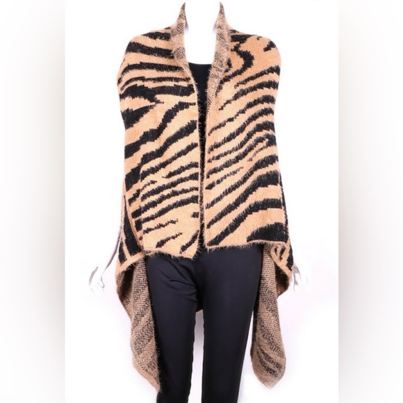 Zebra Print Textured Vest-Tan - Picture 4 of 5